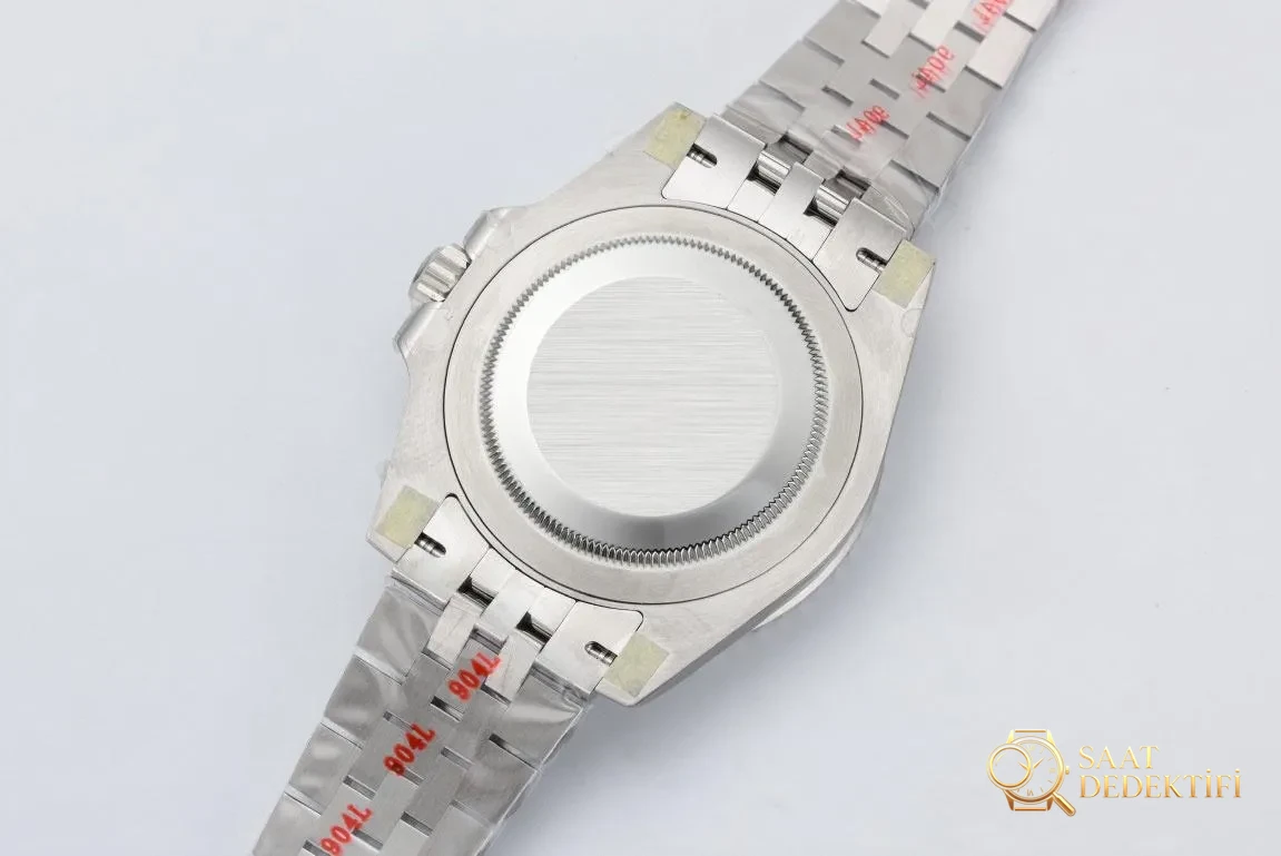 [Clean Factory 2025 Yılın Çalışması | Rolex Daytona 4131 mekanizma «Victoria Beckham modeli» gerçek-replika karşılaştırması nihai analizi] - Kasa Arka Yivleri ve Sızdırmazlık Contası