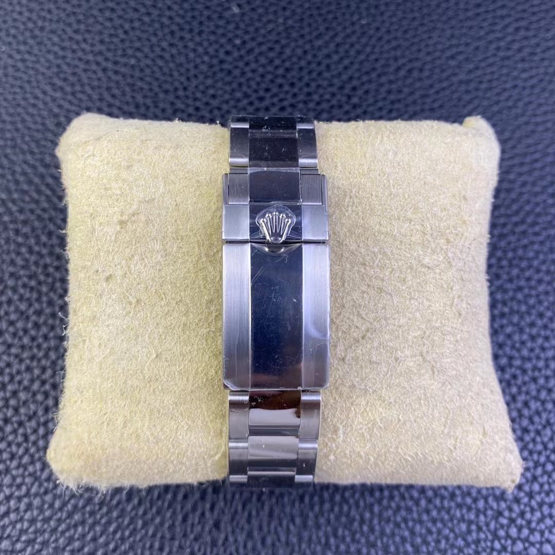 Clean Factory Firmasından Replika Air King 126900'ün Çıkışı — 25. fotoğraf
