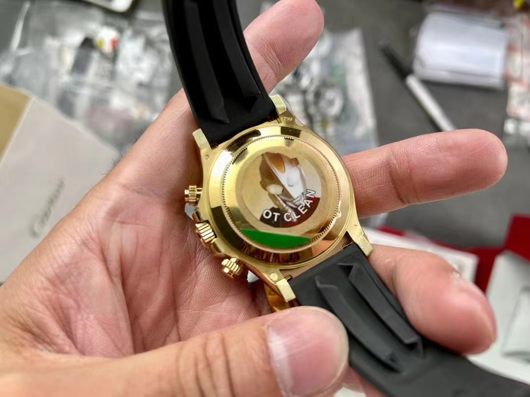 Rolex Altın Daytona Kasa Arkası