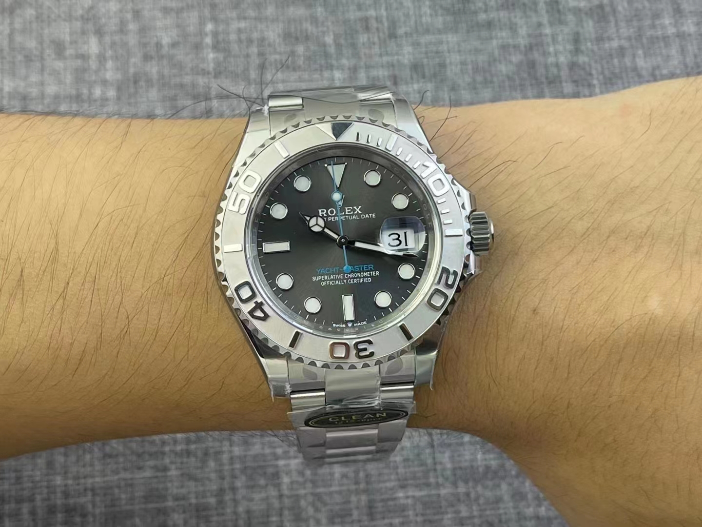 Rolex YachtMaster Mavi Kol Üstü Çekim