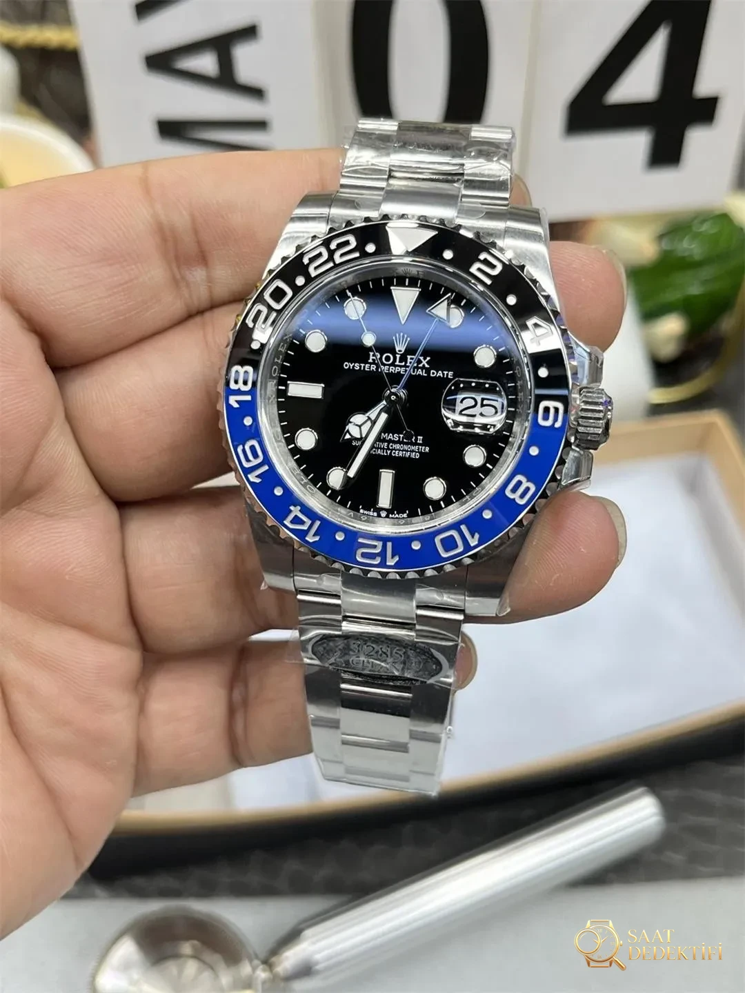 Clean GMT Inter Milan bezel Dandong 3285 mekanizma: gözü kapalı alınır mı? - Kadran Detayı ve Bezel İşçiliği