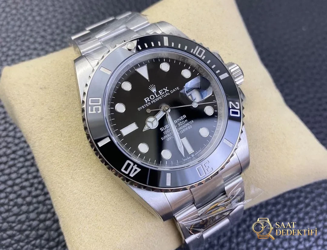 Clean Rolex 126610 Submariner Black Bay 41 mm - Kadran Detayı ve Bezel İşçiliği