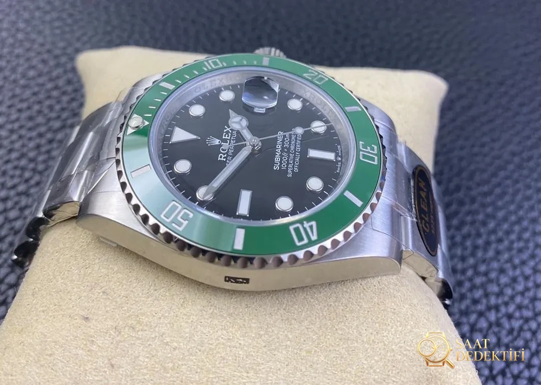 Clean Rolex 126610 Yeşil Su Hayaleti 41 mm - Arka Kapak ve Mekanizma Detayı