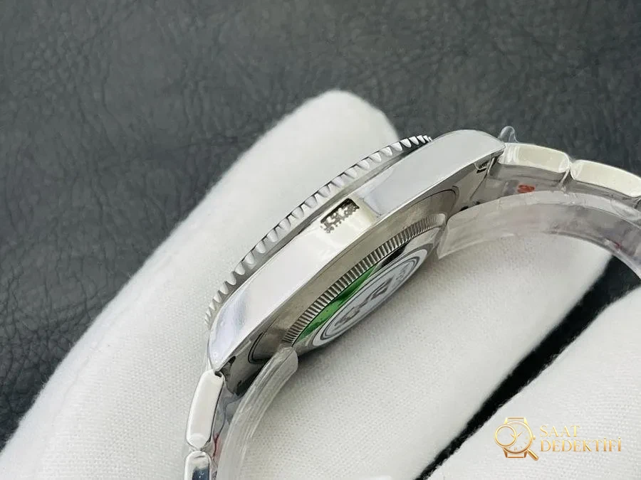 Clean Rolex 2022 piyasadaki en üst versiyon Siyah Submariner 40 MM serisi kol saati - Makro Kadran ve İndeks İşçiliği