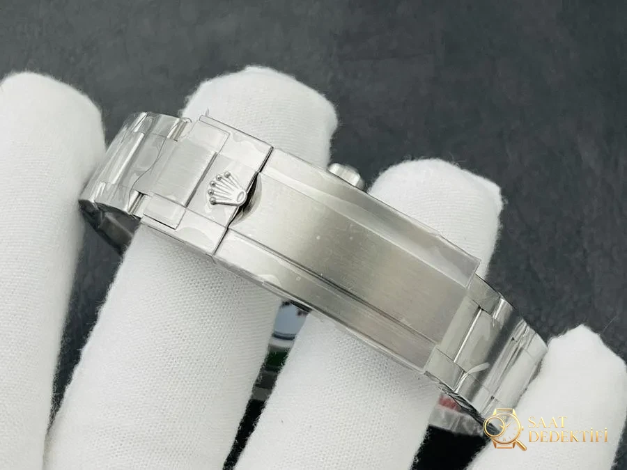 Clean Rolex 2022 piyasadaki en üst versiyon Siyah Submariner 40 MM serisi kol saati - Fosfor ve Super-LumiNova Gece Görünümü