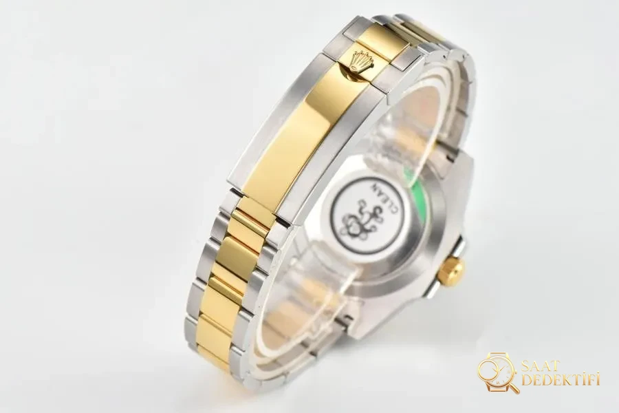 Clean Rolex çift renk altın yeşil su hayaleti kol saati incelemesi - Arka Kapak ve Mekanizma Detayı