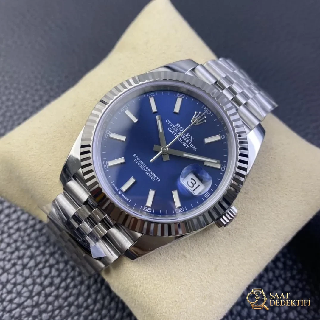 Clean Rolex Datejust 41 mavi kadranın işçiliği nasıl? - Arka Kapak ve Mekanizma Detayı