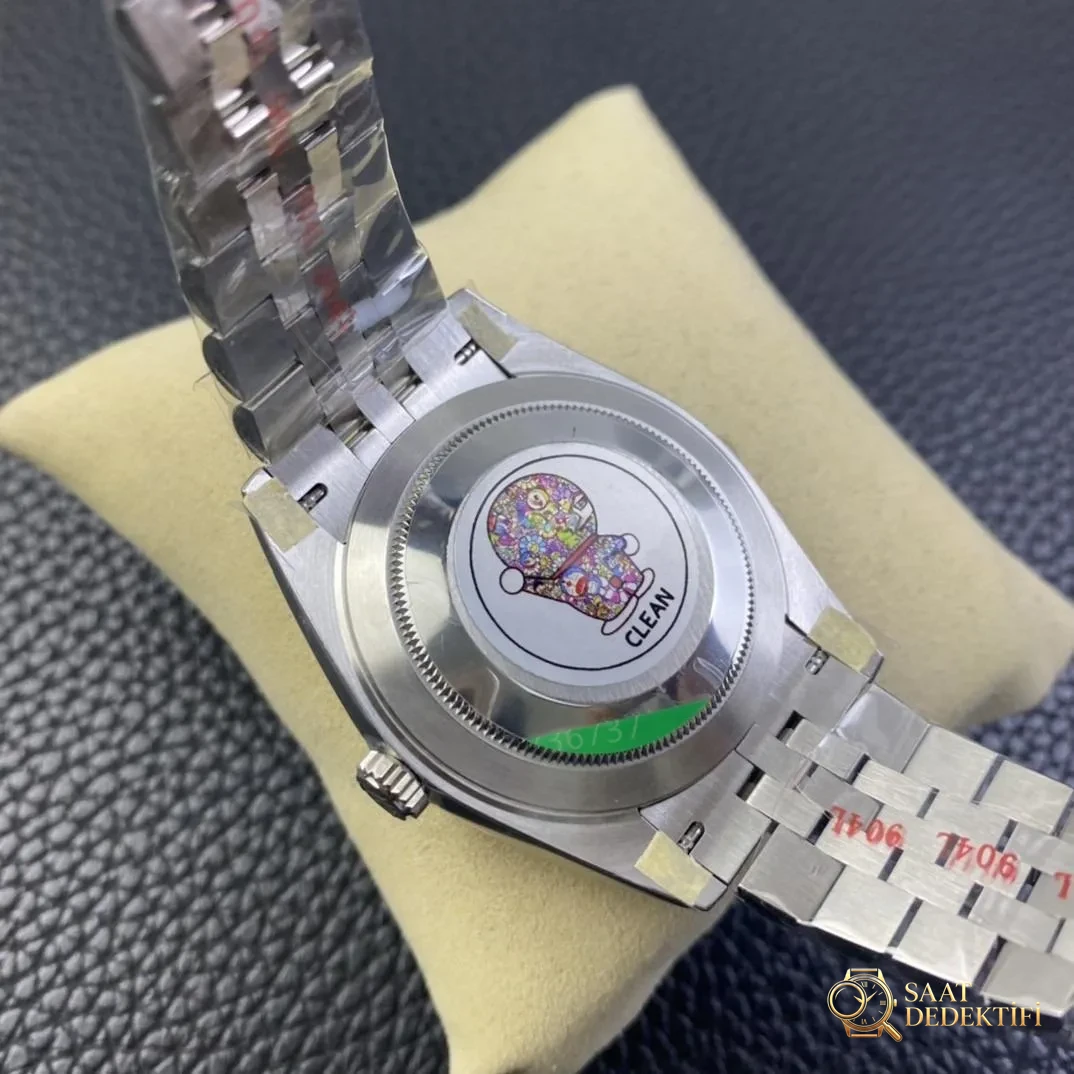 Clean Rolex Datejust 41 mavi kadranın işçiliği nasıl? - Fosfor ve Super-LumiNova Gece Görünümü