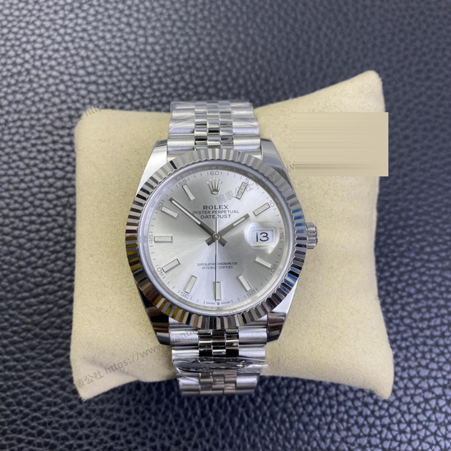 Clean Rolex Datejust Serisi m126334 (Beyaz Kadran) Kol Saati — 2. fotoğraf