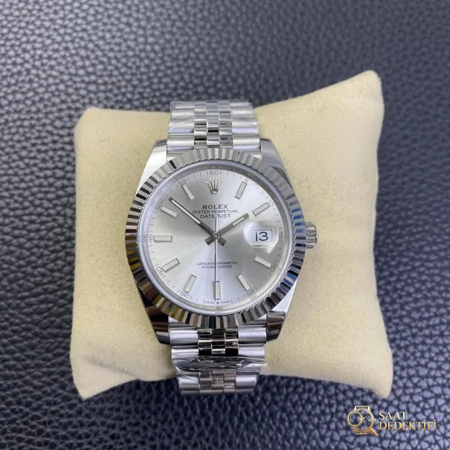 Clean Rolex Datejust Serisi m126334 (Beyaz Kadran) Kol Saati - Kadran Detayı ve Bezel İşçiliği