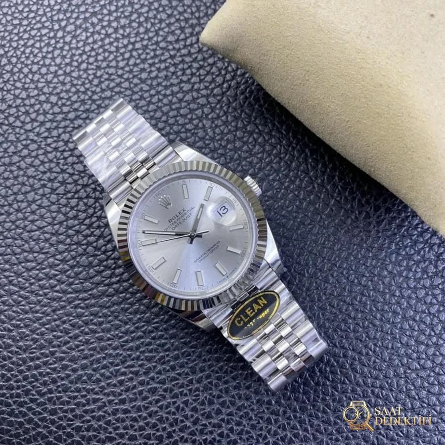 Clean Rolex Datejust Serisi m126334 (Beyaz Kadran) Kol Saati - Bilekte Duruş ve Kasa Orantısı