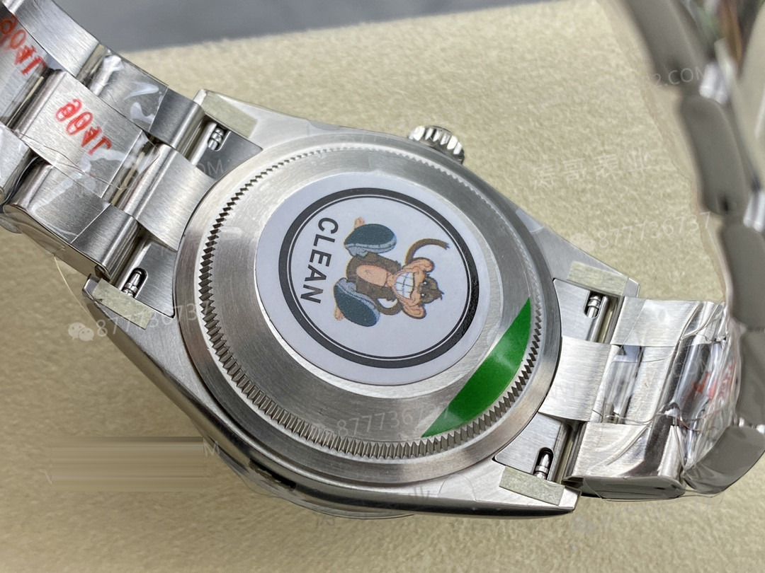 Clean Rolex Explorer I 36 mm 3230 mekanizmalı — bir bakışta replika olduğu belli olur mu? — 8. fotoğraf