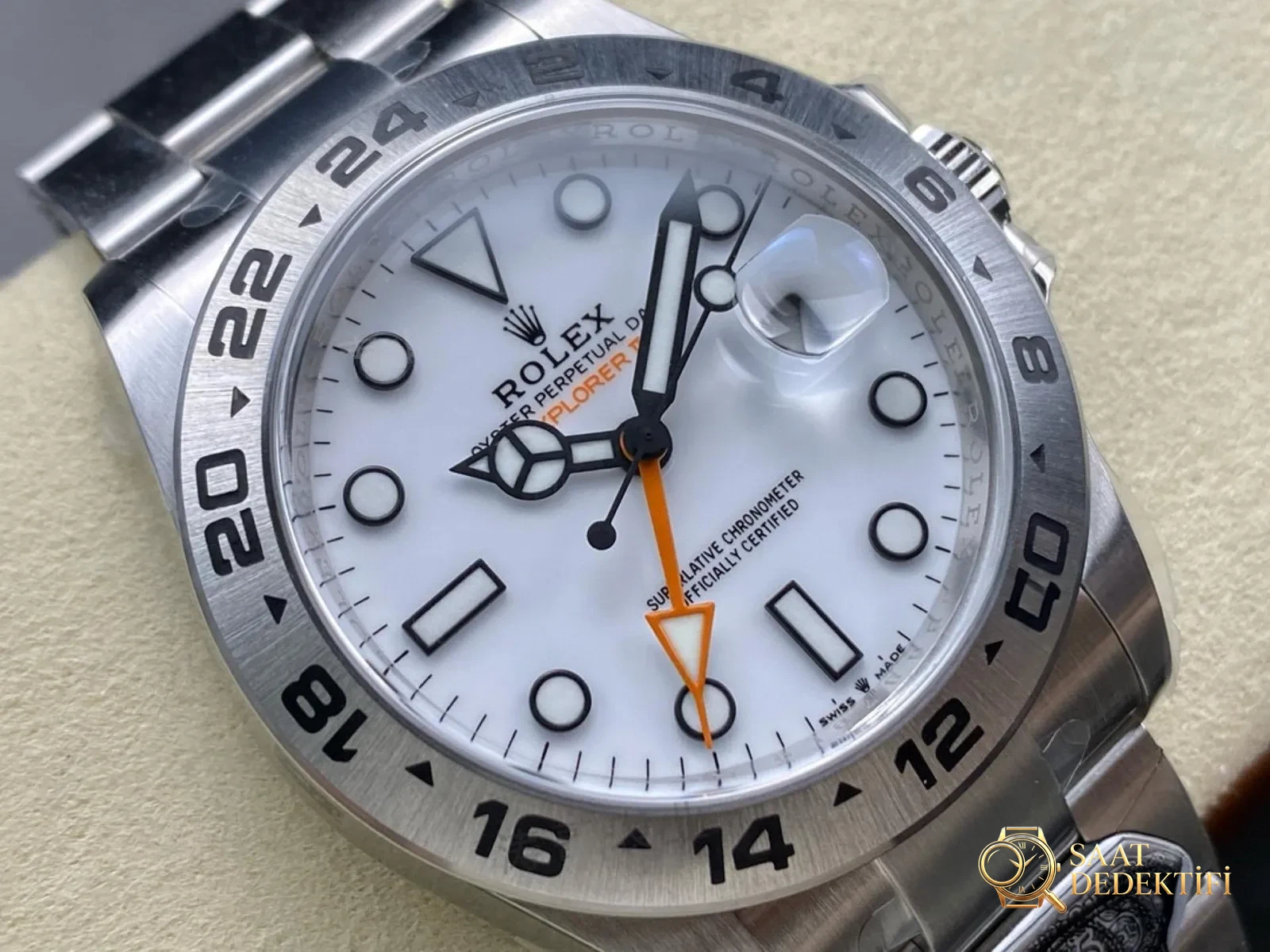 Clean Rolex Explorer II (Explorer 2) 3285 mekanizmasının kalitesi nasıl? - Kasa Profili ve Kurma Kolu İncelemesi