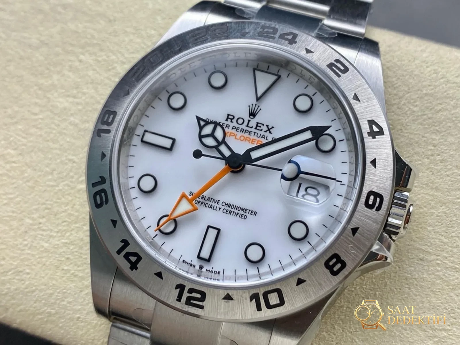 Clean Rolex Explorer II (Explorer 2) 3285 mekanizmasının kalitesi nasıl? - Arka Kapak ve Mekanizma Detayı