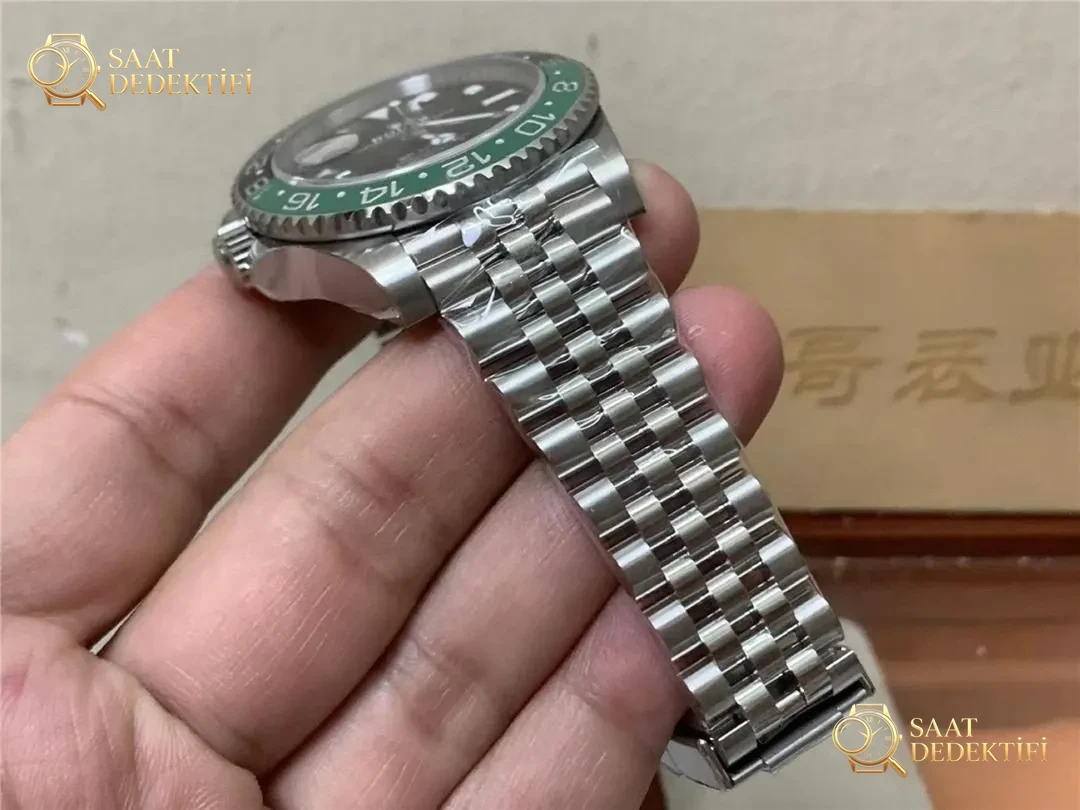 Clean Rolex GMT kırmızı-mavi (Pepsi) bezel, Dandong 3285 mekanizmayla nasıl bir saat? - Fosfor ve Super-LumiNova Gece Görünümü