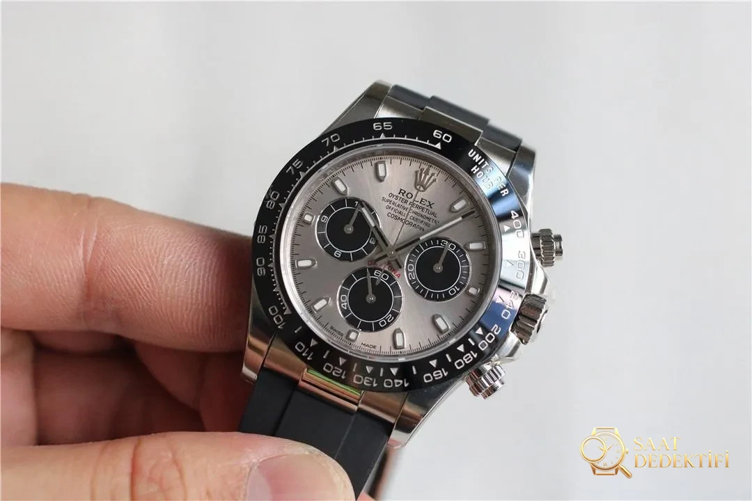 Clean Rolex gri kauçuk Daytona (Gri Ayı) 4130 mekanizmayla orijinaline rakip olabilir mi? - Kadran Detayı ve Bezel İşçiliği