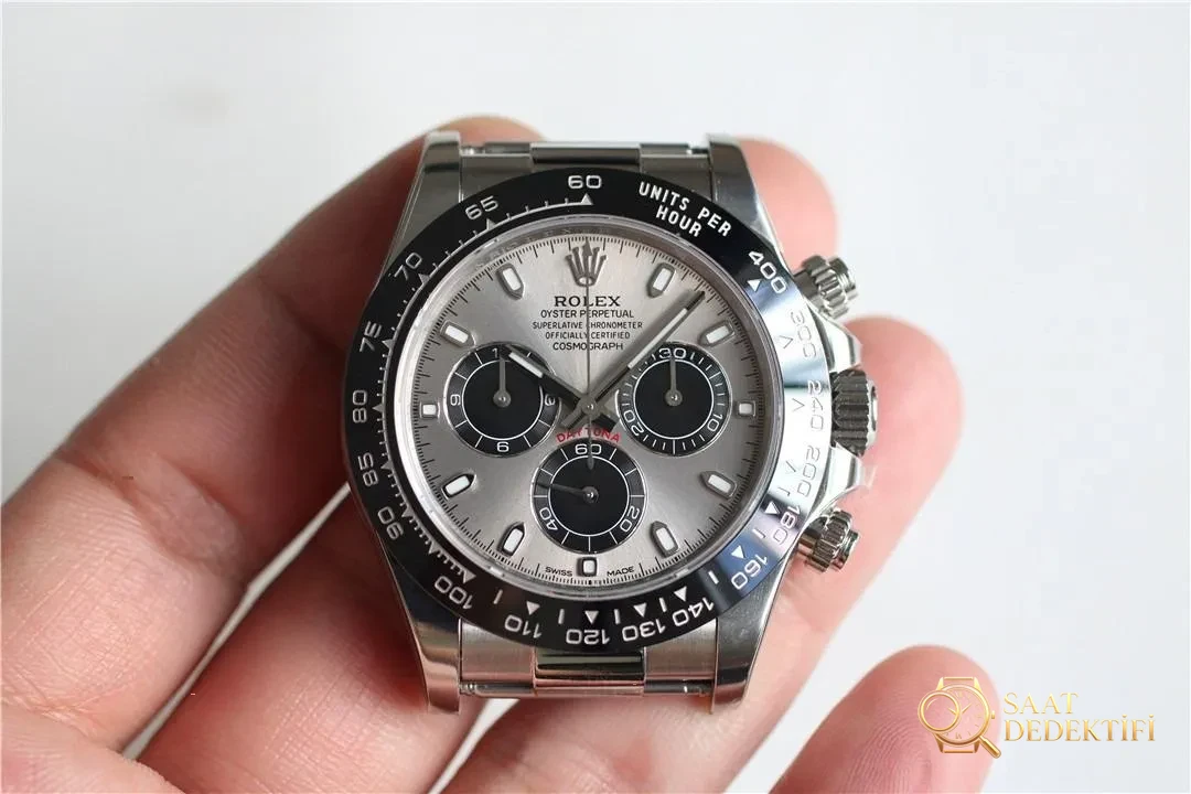 Clean Rolex gri kauçuk Daytona (Gri Ayı) 4130 mekanizmayla orijinaline rakip olabilir mi? - Makro Kadran ve İndeks İşçiliği