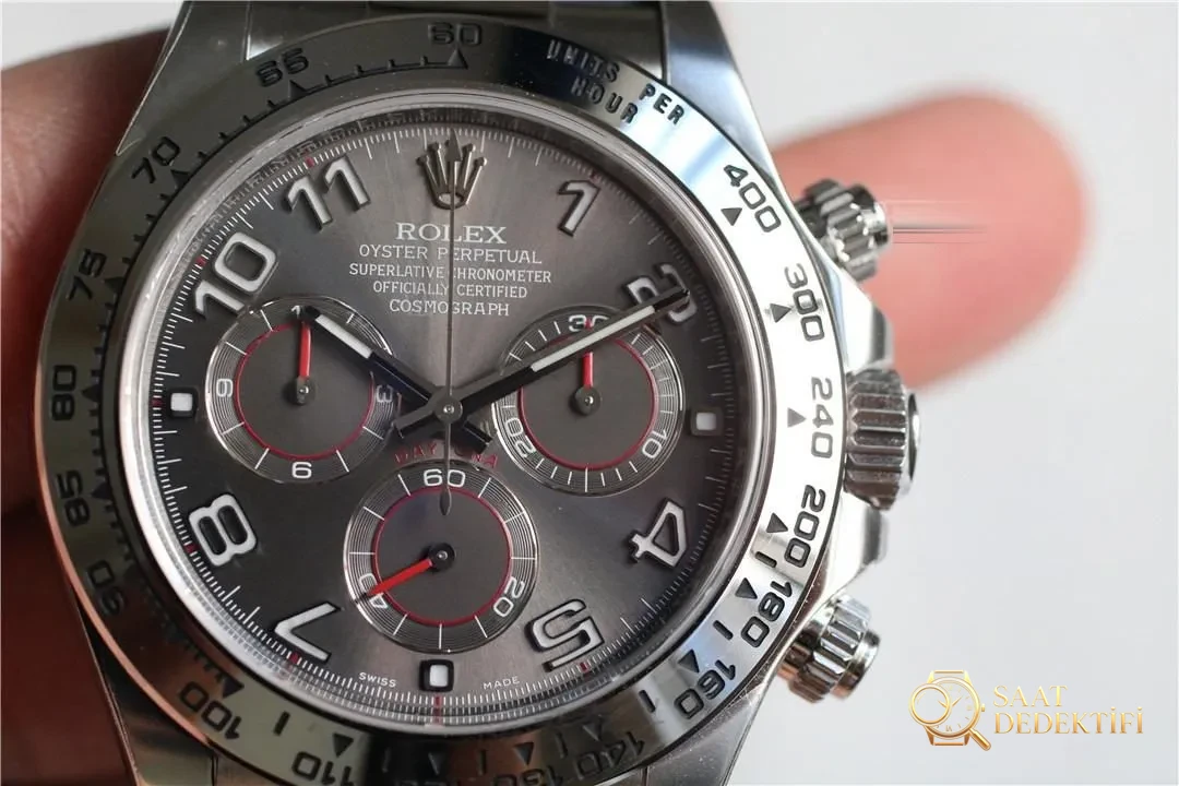 Clean Rolex gri şeytan Daytona 116519-0104 nasıl ayırt edilir? - Arka Kapak ve Mekanizma Detayı