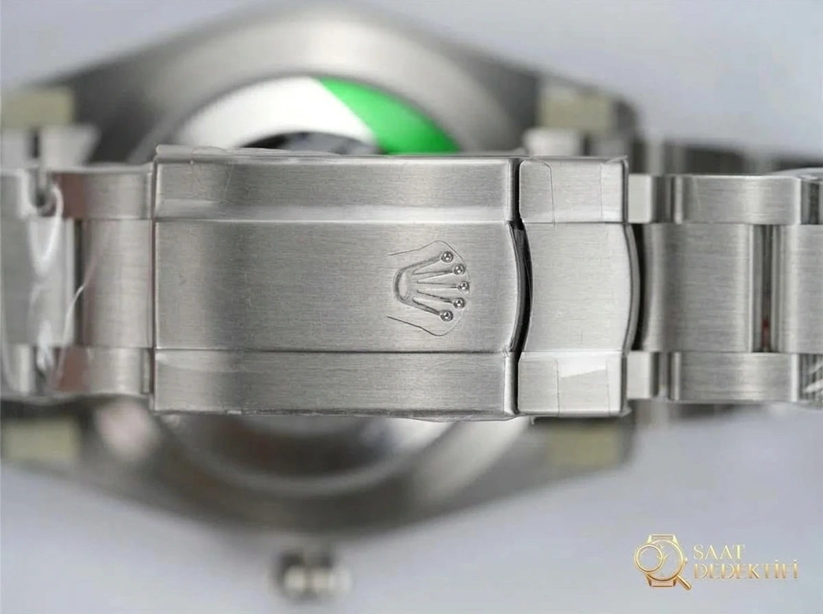 Clean Rolex Oyster Perpetual balon kadran 124300-0008 işçiliği nasıl? - Bilekte Duruş ve Kasa Orantısı