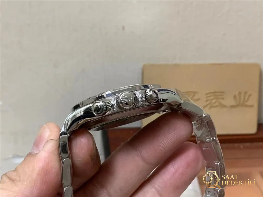 Clean Rolex Rainbow Daytona 4130 mekanizmalı modeli nereden satın alabilirim? - Tepe Koruması ve Ayar Fonksiyonu