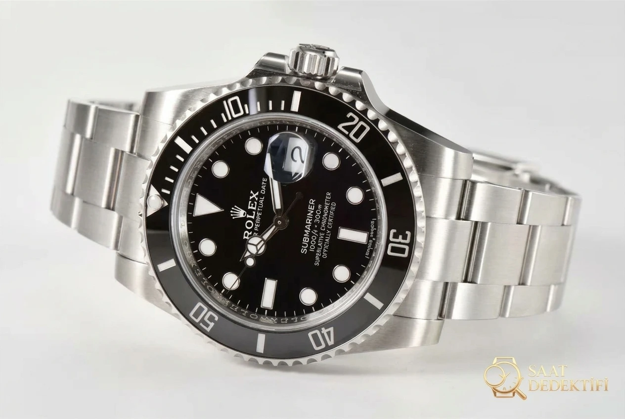 Clean Rolex Siyah Su Hayaleti Saatin İşçilik Detayları İncelemesi - Kadran Detayı ve Bezel İşçiliği