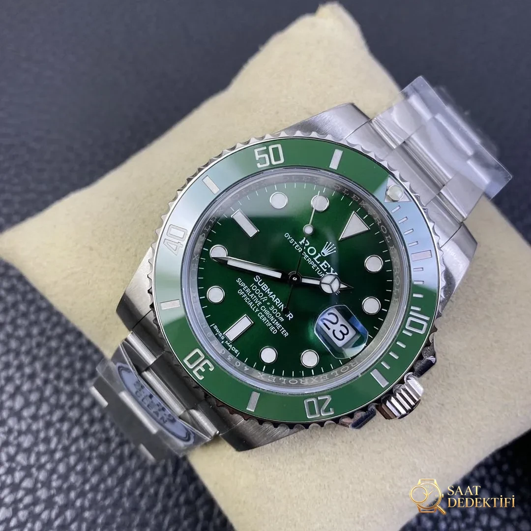 Clean Rolex Submariner ile ZZ Factory V3 hangisi daha iyi? - Klips Kilidi ve Lazer Damgalar