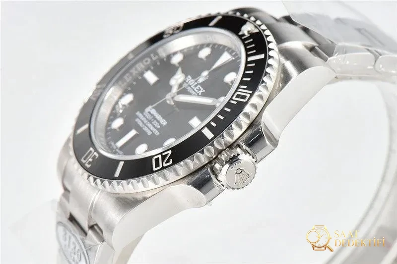 Clean Rolex Tarihsiz Siyah Su Hayaleti 114060 Saat İncelemesi - Bilezik, Toka ve Klips Mekanizması