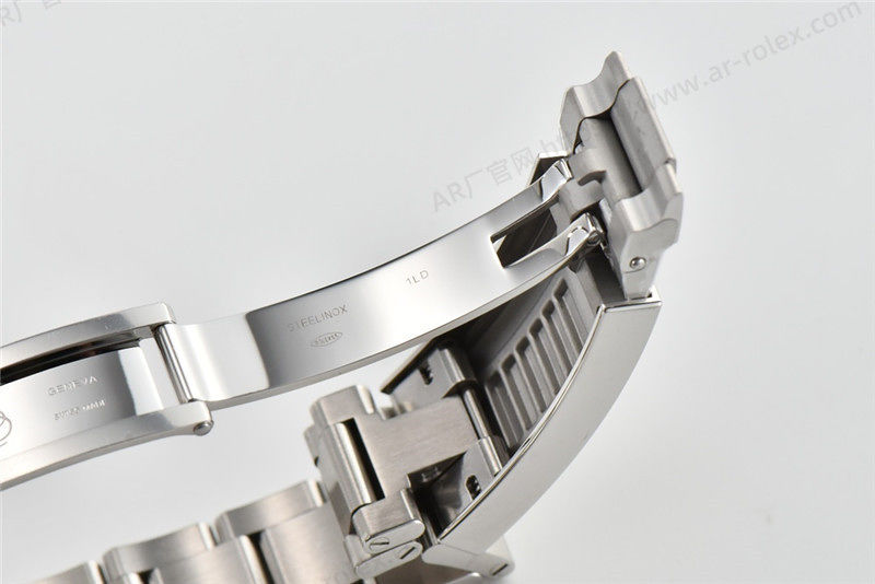 Clean Rolex Tarihsiz Siyah Su Hayaleti 114060 Saat İncelemesi — 9. fotoğraf