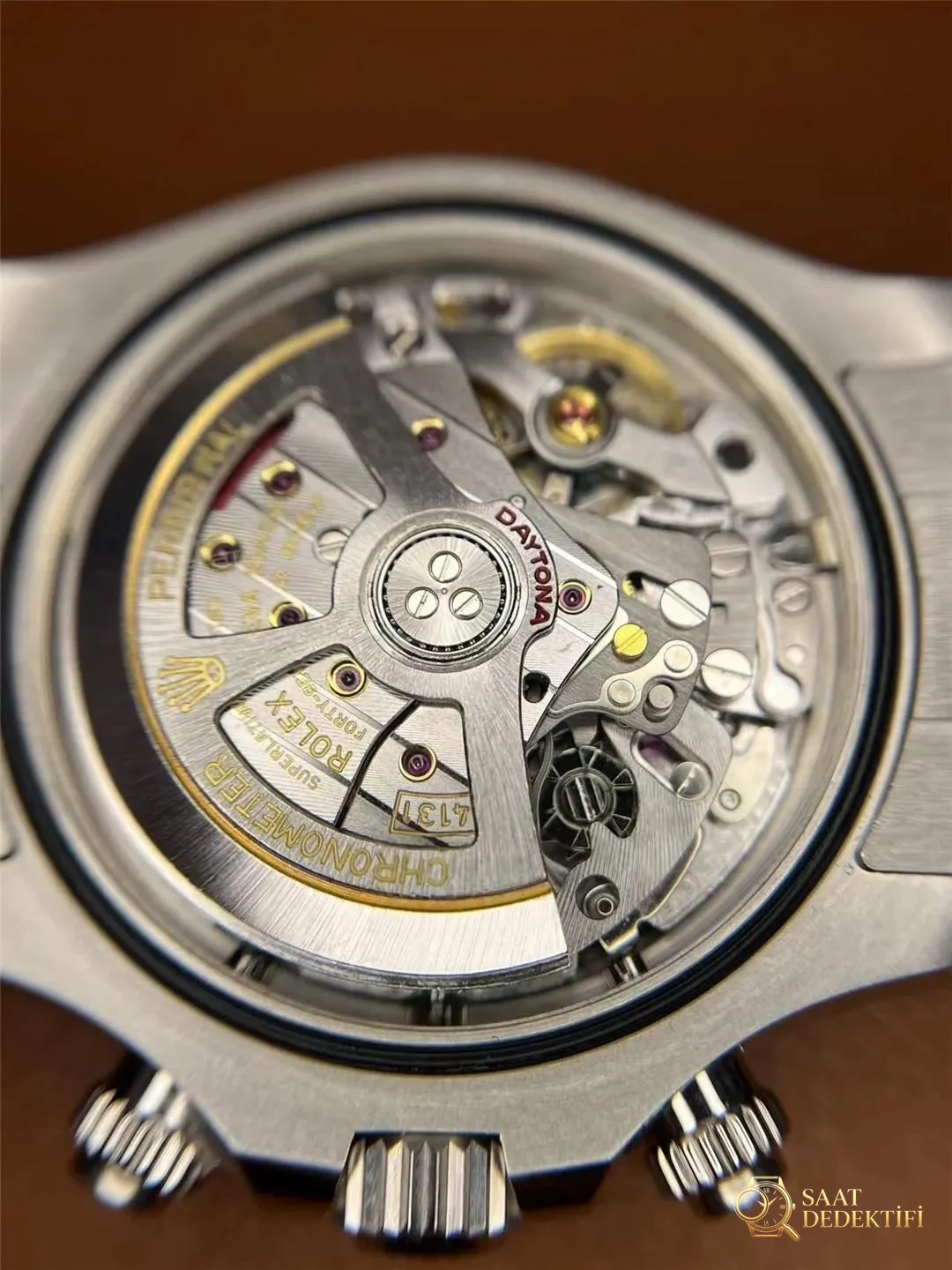 Clean Rolex yeni panda Daytona, eski modele göre hangi değişiklikleri getiriyor? - Bilezik, Toka ve Klips Mekanizması