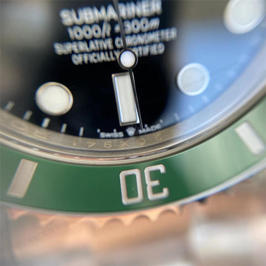Clean Rolex Yeşil Su Hayaleti (Green Submariner) Saatin İşçilik Detayları İncelemesi — 6. fotoğraf