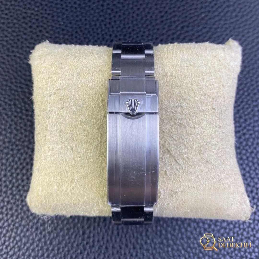Clean Rolex Yeşil Su Hayaleti ve Siyah Su Hayaleti V5 Versiyonu 3135 Mekanizma İşçilik İncelemesi - Mekanizma Zemberek ve Balans Detayı