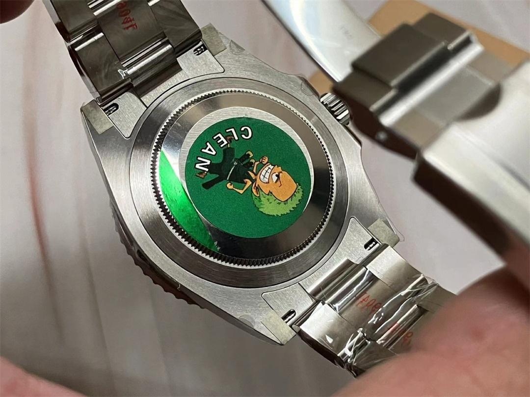 Clean Rolex yeşil su hayaleti yeni 3235 mekanizmalı modeli elde nasıl bir deneyim sunuyor? — 15. fotoğraf