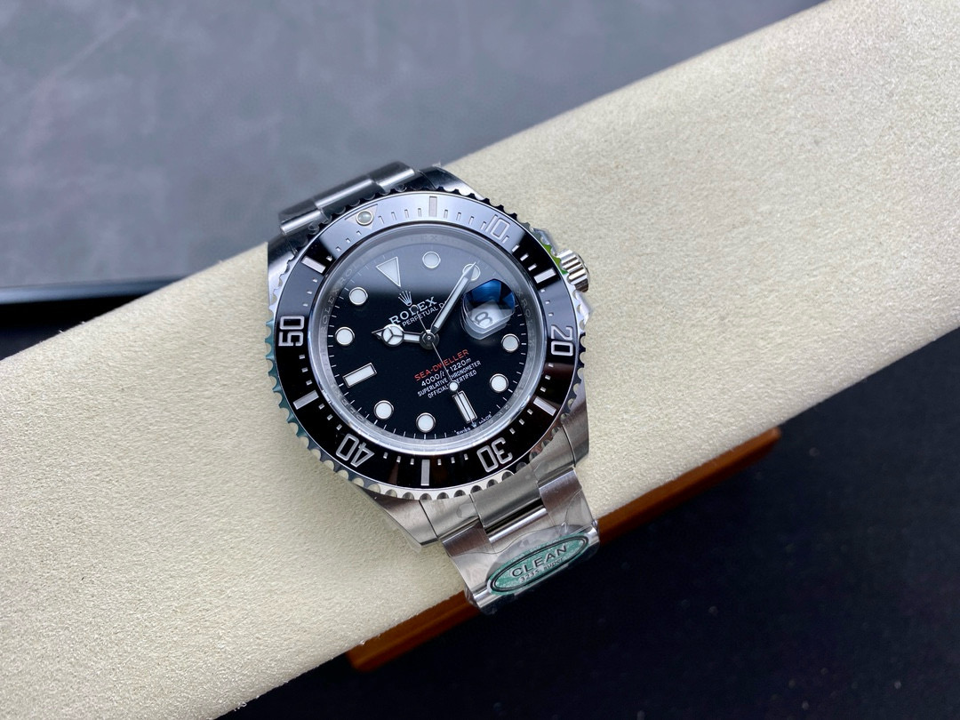 Clean tek kırmızı Sea-Dweller 126600 gerçekte nasıl? — 4. fotoğraf