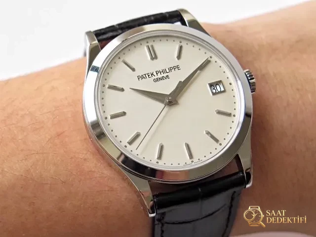 Patek Philippe Calatrava 5296G Kol Üstü Çekim