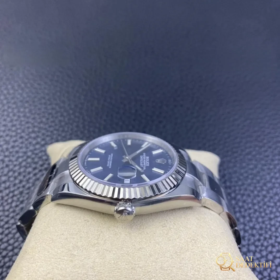 Detaylı İnceleme: Clean Rolex Datejust 41 126334 Mavi Kadran Replika - Makro Kadran ve İndeks İşçiliği