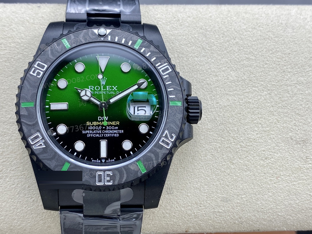 Dikkat: VS Factory Rolex DIW modifiye karbon fiber degrade yeşil su hayaleti tek seferde işi çözer mi? — 1. fotoğraf