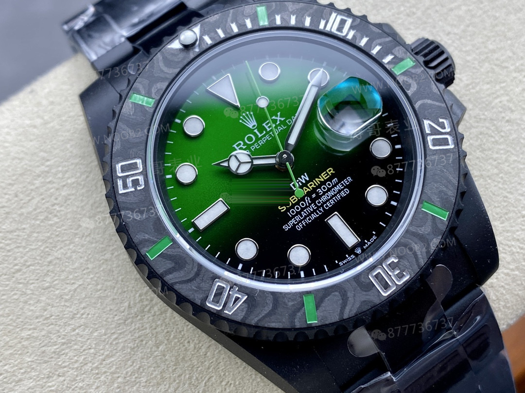 Dikkat: VS Factory Rolex DIW modifiye karbon fiber degrade yeşil su hayaleti tek seferde işi çözer mi? — 2. fotoğraf