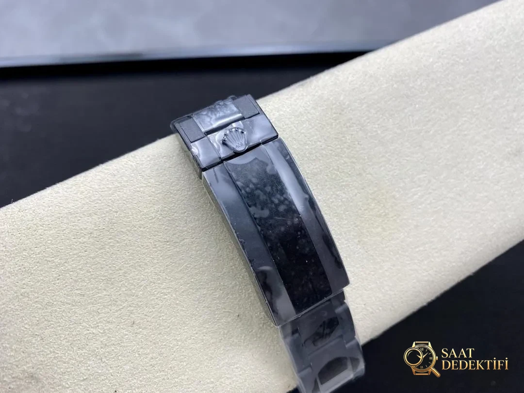 Dikkat: VS Factory Rolex DIW modifiye karbon fiber degrade yeşil su hayaleti tek seferde işi çözer mi? - Bilekte Duruş ve Kasa Orantısı