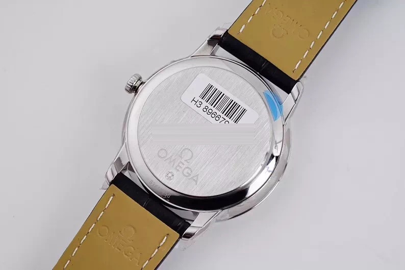 DV Factory Omega De Ville güç göstergeli 424 çok fonksiyonlu replika saat gerçek-replika karşılaştırması ve incelemesi — 17. fotoğraf