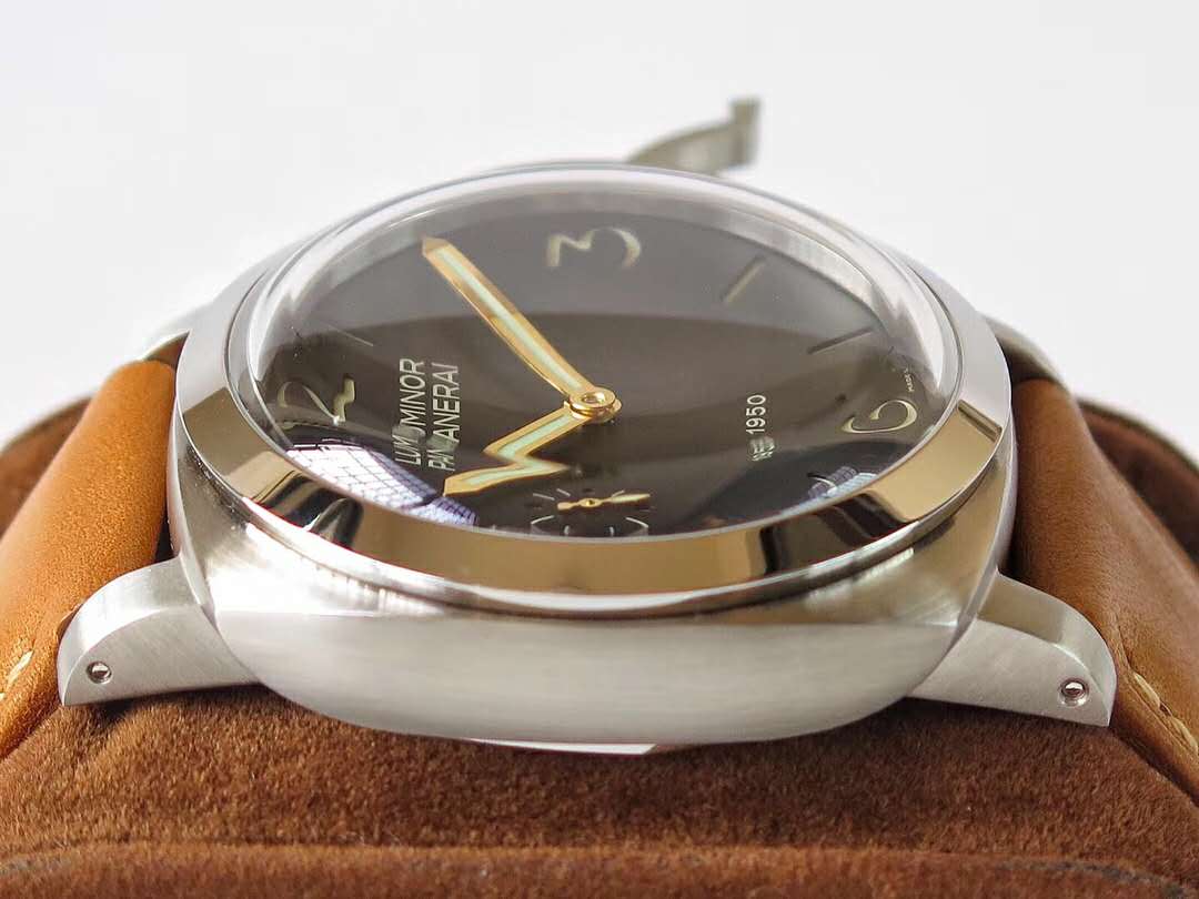 En Çok Satan Altı Panerai Replikası — 4. fotoğraf