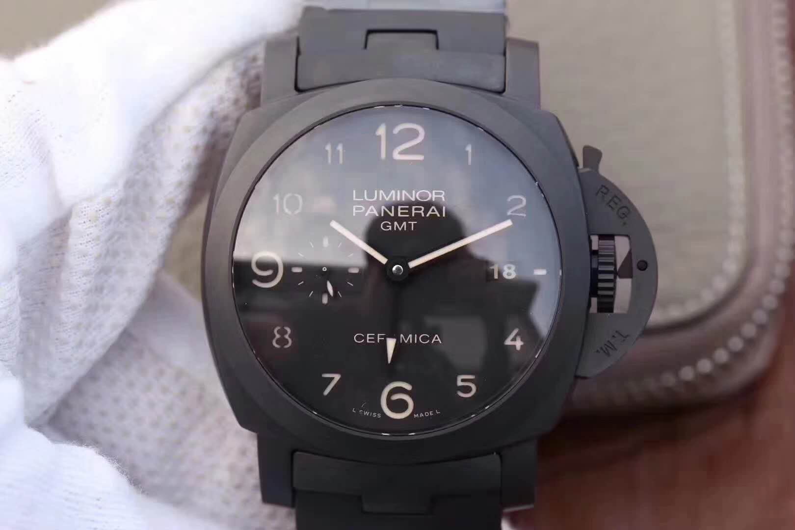 Replika Panerai PAM 438