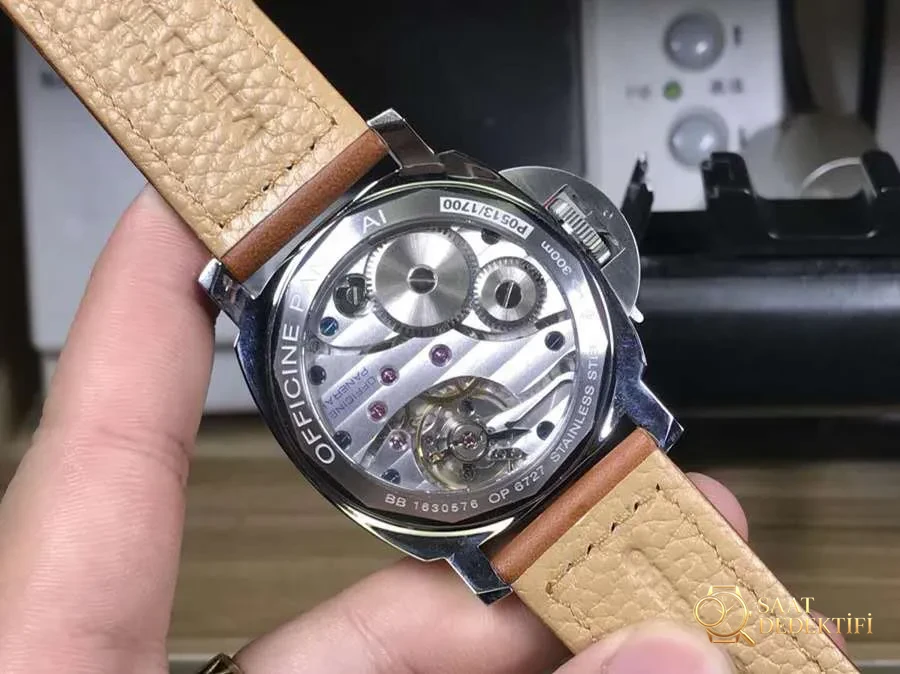 En Çok Satan Altı Panerai Replikası - Kasa Arka Yivleri ve Sızdırmazlık Contası