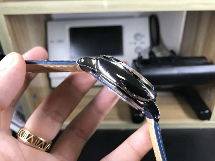 En Çok Satan Altı Panerai Replikası — 49. fotoğraf