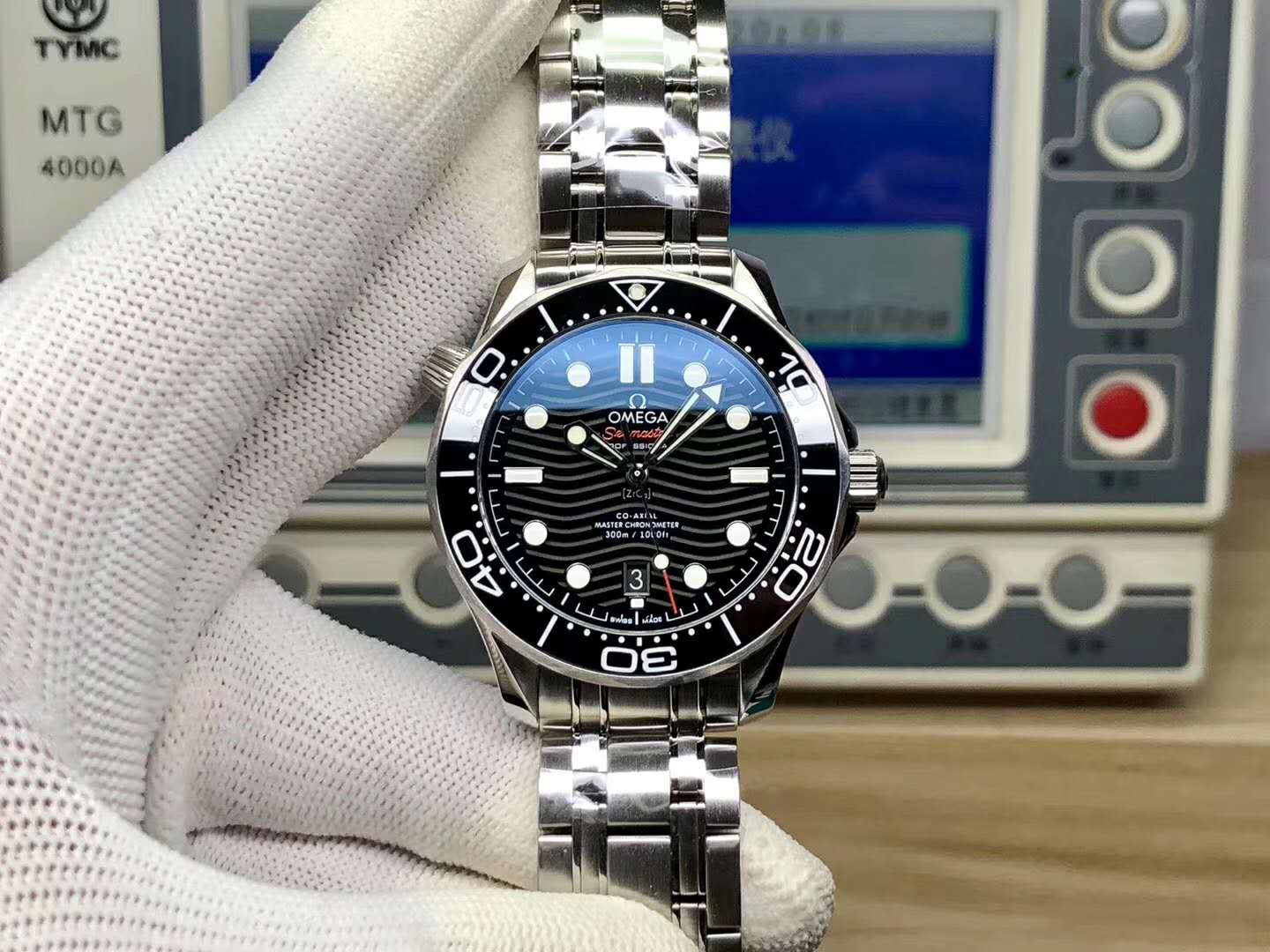 Replika Omega Seamaster 300m