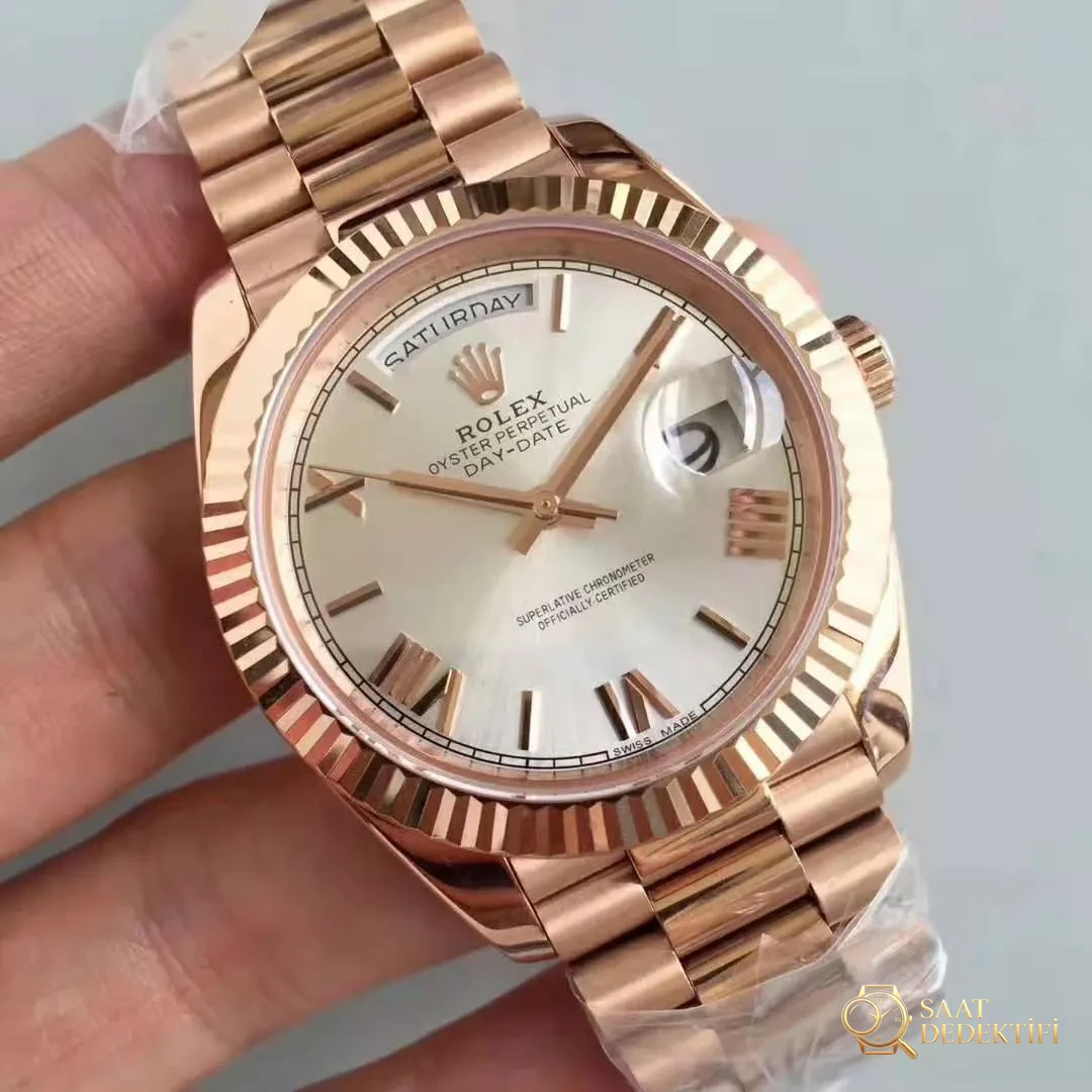 En İyi Altın Rolex Day-Date Saatleri CR Factory Fabrikasından Çıkıyor - Kadran Detayı ve Bezel İşçiliği