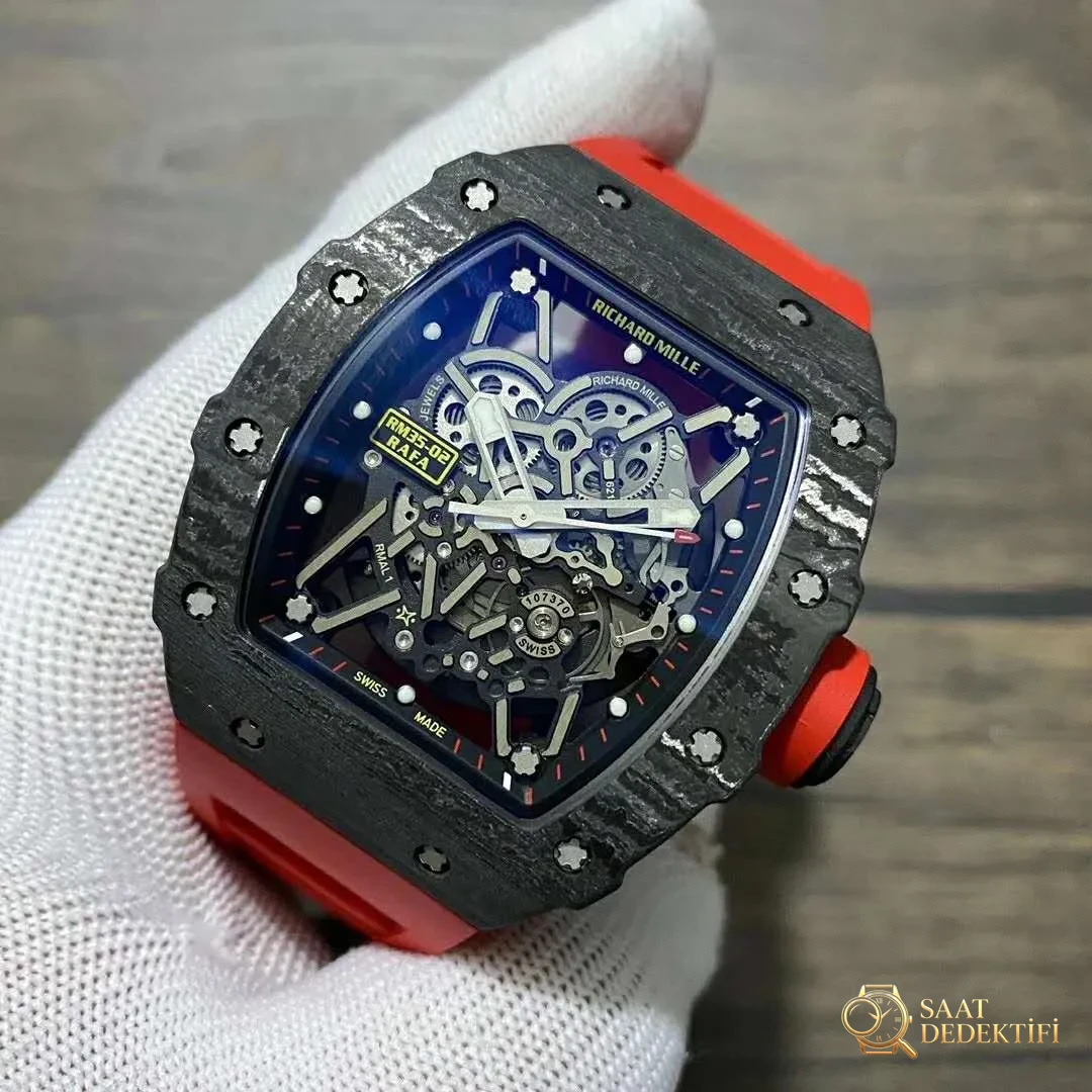 En iyi Richard Mille RM35-02 replika saati geldi - Arka Kapak ve Mekanizma Detayı