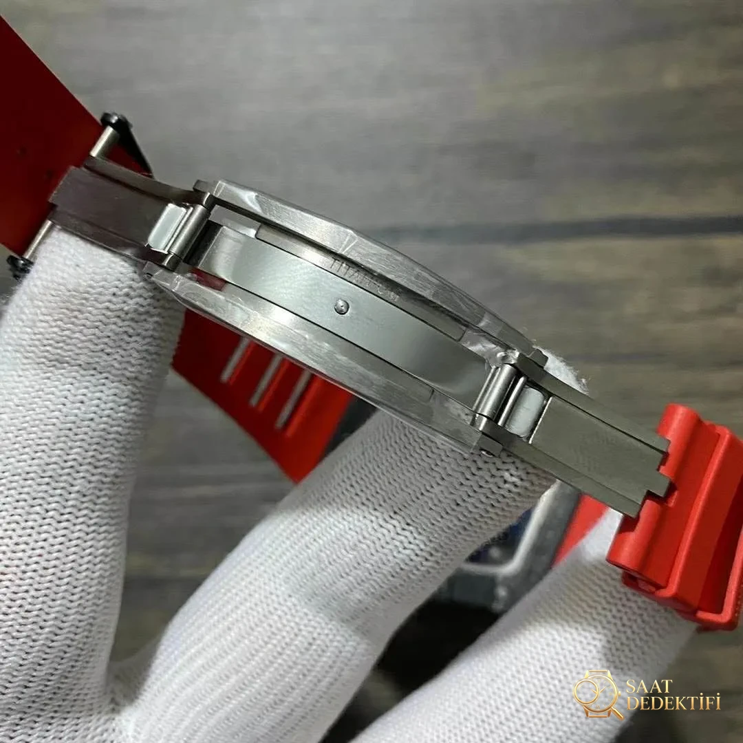 En iyi Richard Mille RM35-02 replika saati geldi - Bilekte Duruş ve Kasa Orantısı