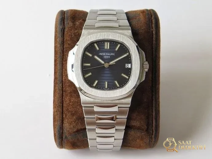 Version supérieure PPF Factory Patek Philippe Nautilus pourquoi PF et MK