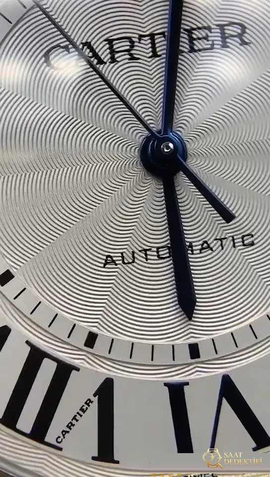 En yeni V6 Cartier V7 versiyonu Ballon Bleu 42 mm detaylı gerçek çekim incelemesi ve gerçek-replika karşılaştırması - Genel Açı ve Estetik Duruş