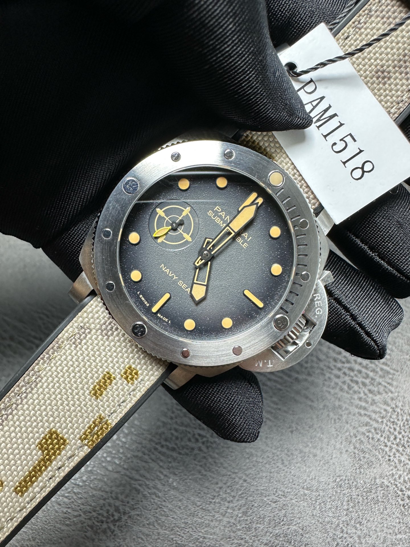 Erkeğin bileğindeki "özel kuvvetler"! Panerai PAM1518, 44 MM saat iddialı bir çıkış yapıyor — 3. fotoğraf